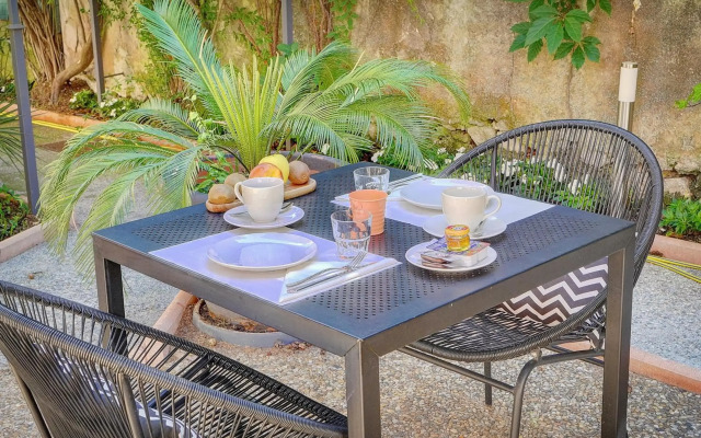 Villa Claudia Hotel