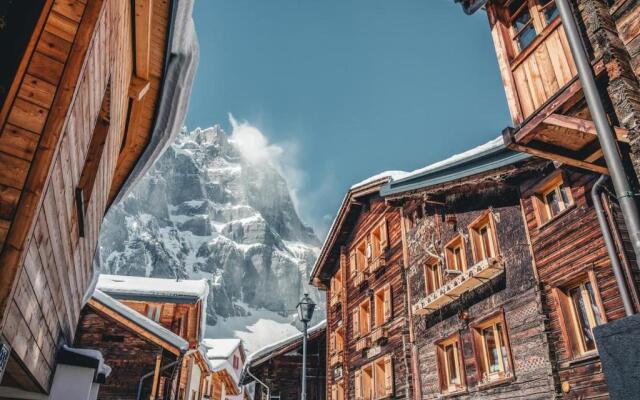 Swiss chalet-studio in the historical Leukerbad