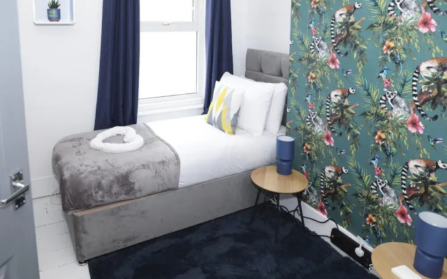 Hove and Away With Garden By My Getaways