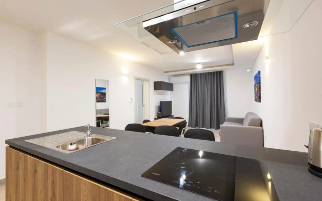 Gzira Suite 7-hosted by Sweetstay
