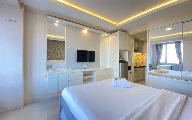 Cozy Studio Apartment At Emerald Towers Bandung