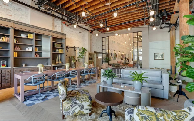 Trilogy Hotel Montgomery, Autograph Collection