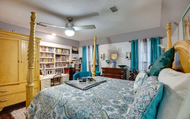 Spacious Bryan Vacation Rental w/ Pool & Patio!