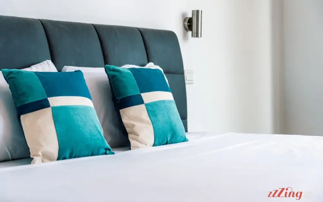 Elegance Excitement Luxury Downtown Escape