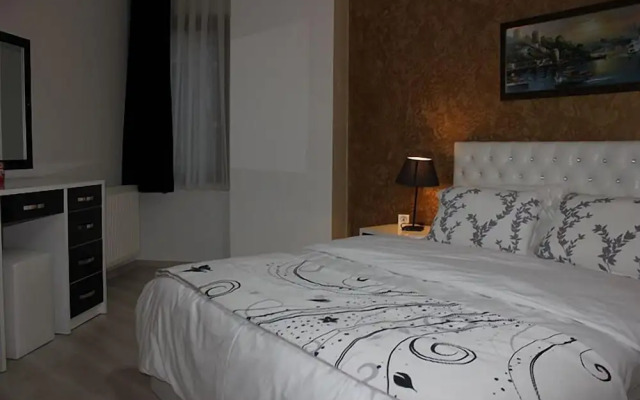 Taksim Doorway Suites