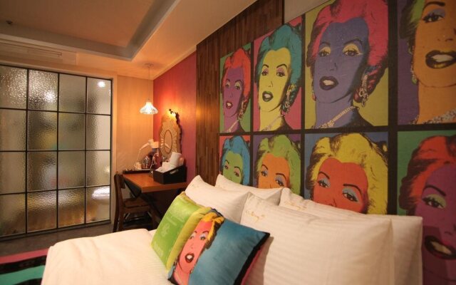 Gallery 9 Motel