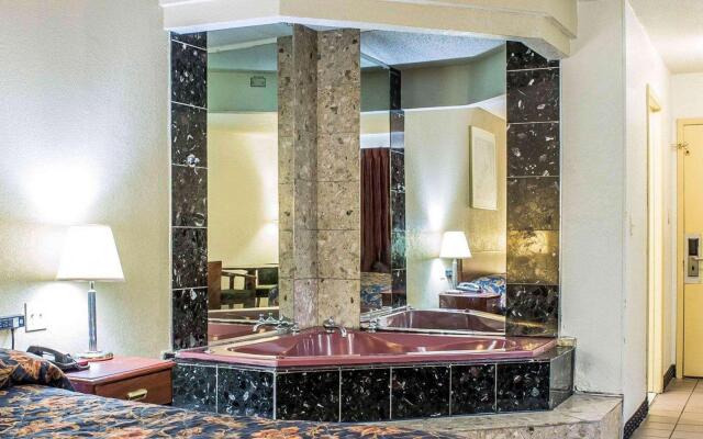 Econo Lodge Scranton near Montage Mountain