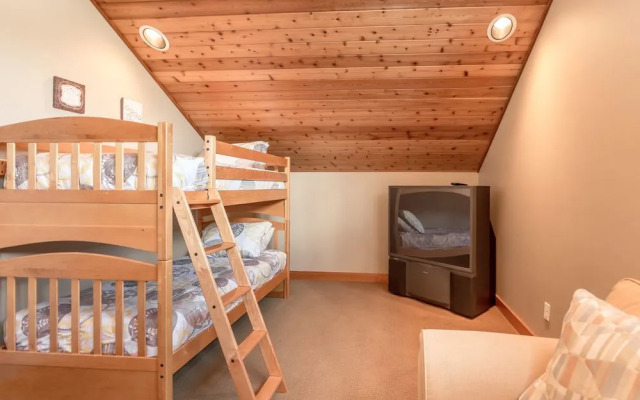 Roslyn Hideaway By Redawning