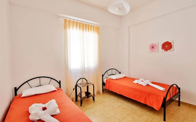 Isadora Apartments