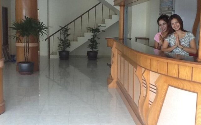 Phuket Holiday Hostel