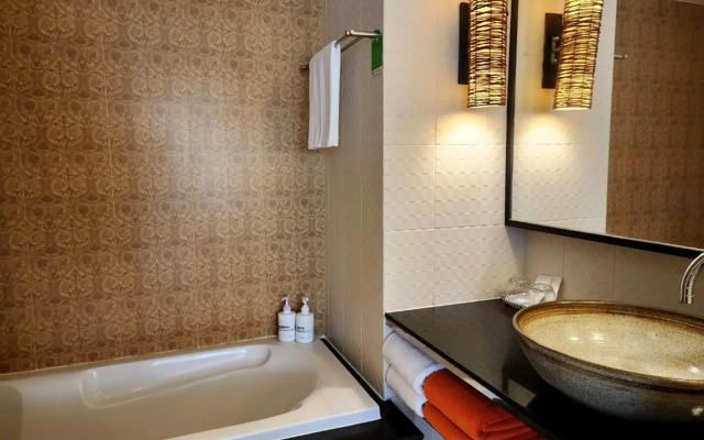Diamond Cottage Resort & Spa