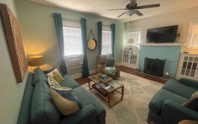 1BR Apartment in Historic Galveston