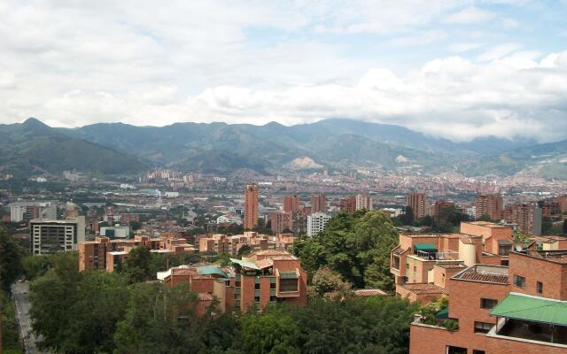 Hotel Sky Medellín