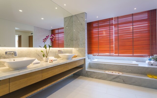 Vacation Homes Luxury 3 BR Ocean Estate