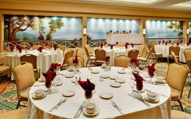 Delta Hotels by Marriott Allentown Lehigh Valley