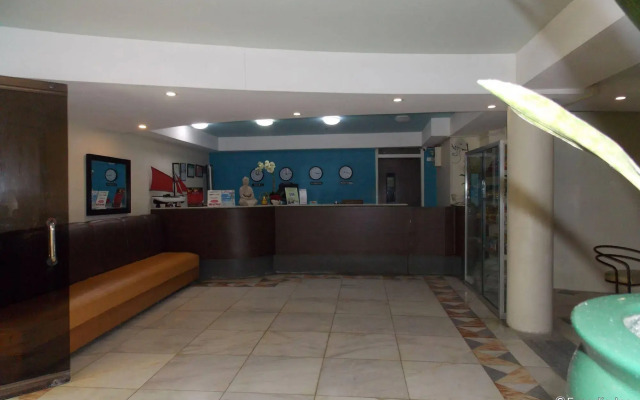 Regatta Residence Hotel