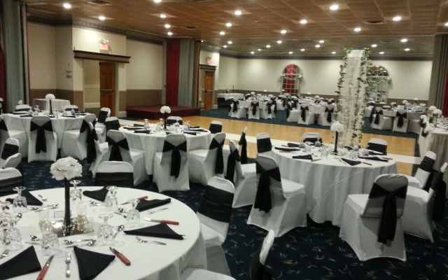 Whaler Inn and Suites