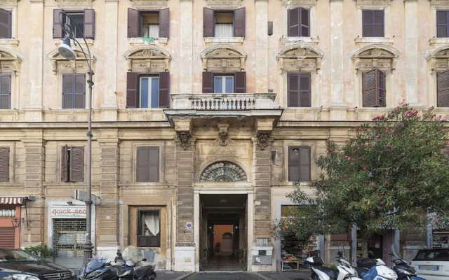 Vittorio Emanuele Apartment