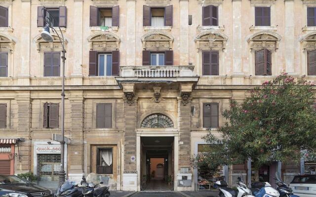 Vittorio Emanuele Apartment