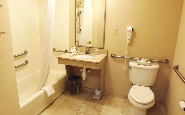 Candlewood Suites Warner Robins/Robins AFB by IHG