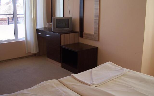 Semeen Hotel Akris