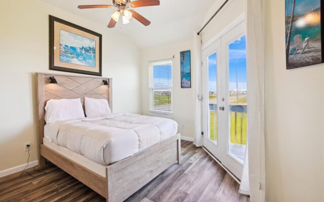 Oceanside Paradise
