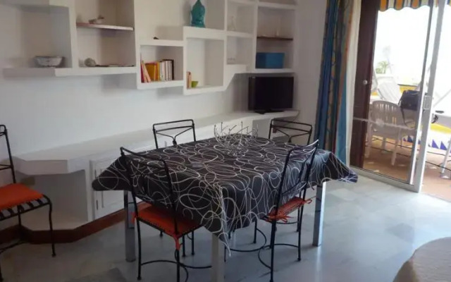 Parque Santiago III Apts.