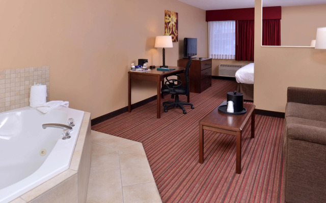 Best Western Woodland Inn