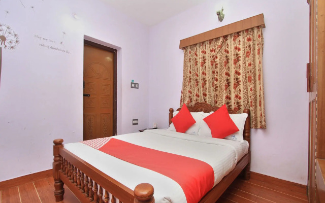 OYO 13597 Travel Stay Residency