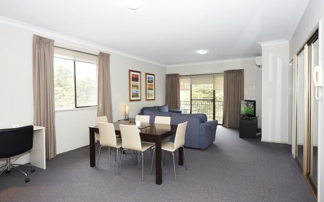 Oxley Court Serviced Apartments