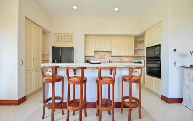 CR Luxury Bella Vista 7A 3 Bdrm