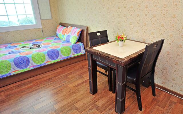 Geoje Dream Hill Pension