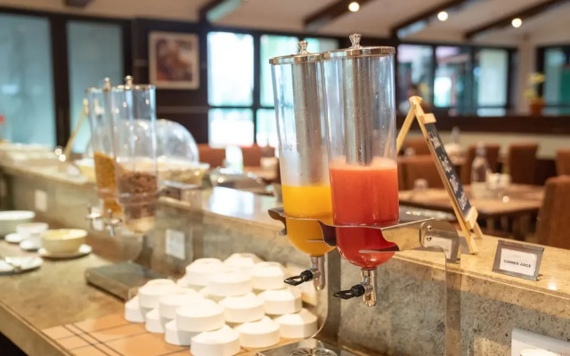 Greenleaf The Resort & Spa, Ganpatipule