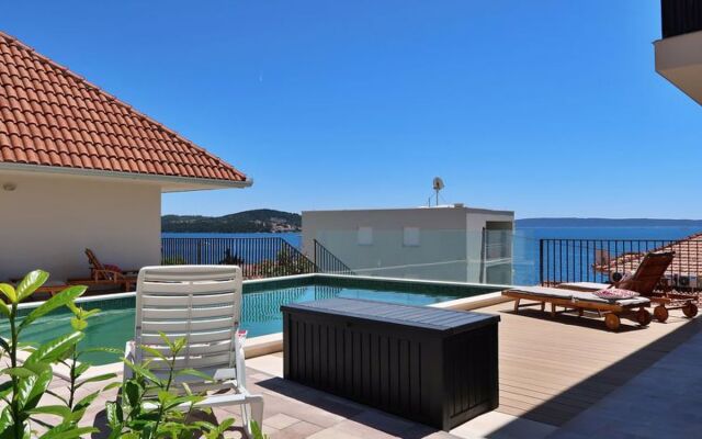 Viva-by the Sea 41502