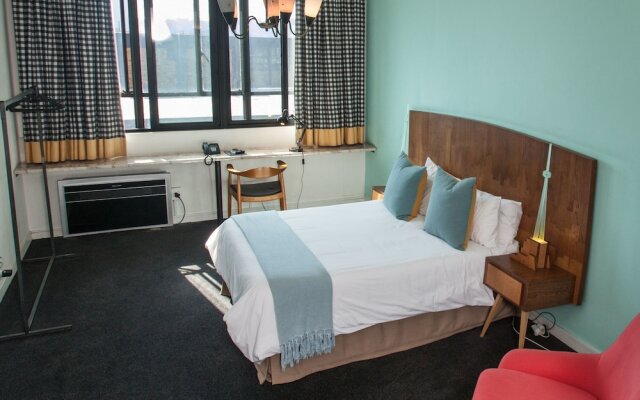 12 Decades Art Hotel