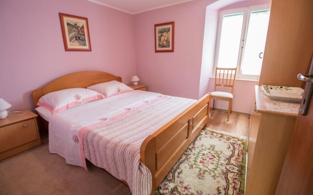Apartment Stari Grad