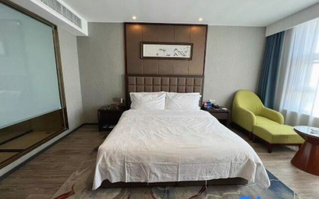 Wuyihai International Hotel (Huanghe Jiaotong College High-speed Railway Station)
