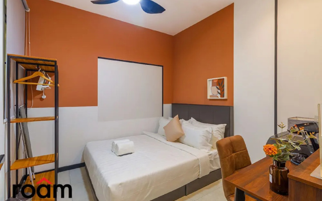 Neu Suites Residence, Embassy Row