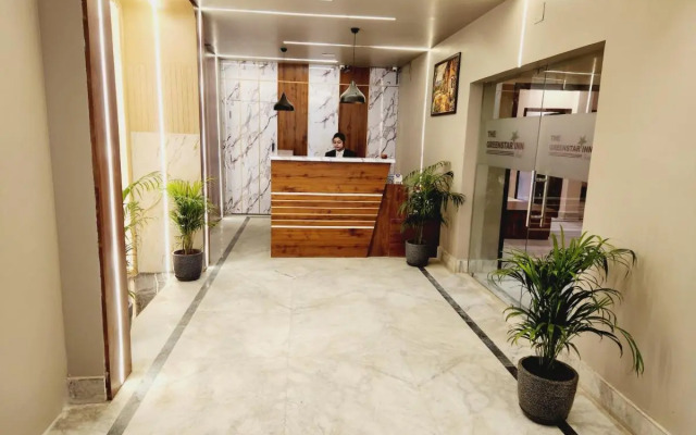 The Greenstar Inn Premium