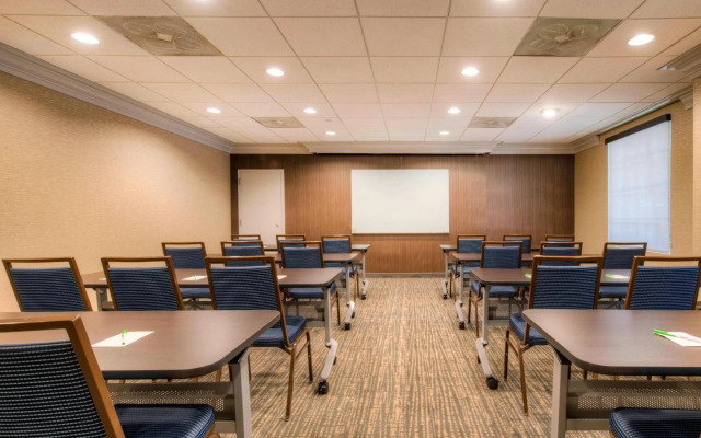 Courtyard by Marriott Raleigh Crabtree Valley