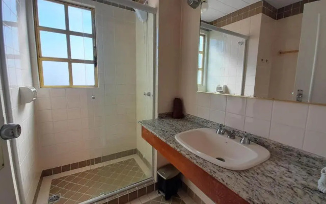 Ingleses Palace Hotel