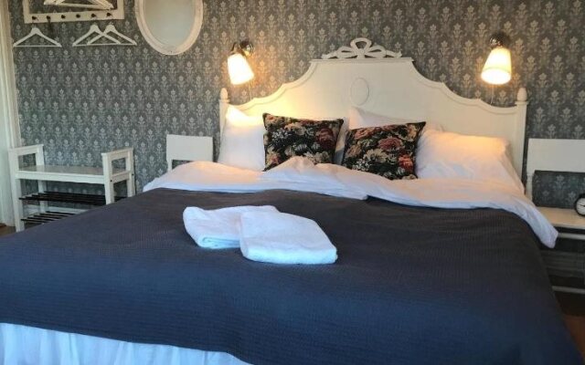 Rosenhill Bed & Breakfast