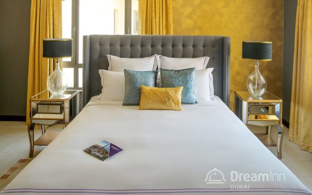 The Palm Jumeirah Villas - Frond O