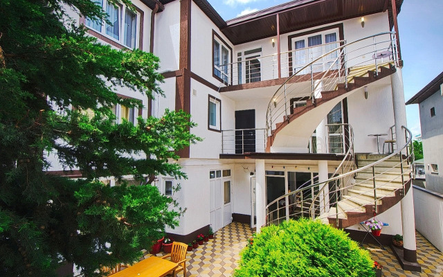 Династия (Кабардинка)