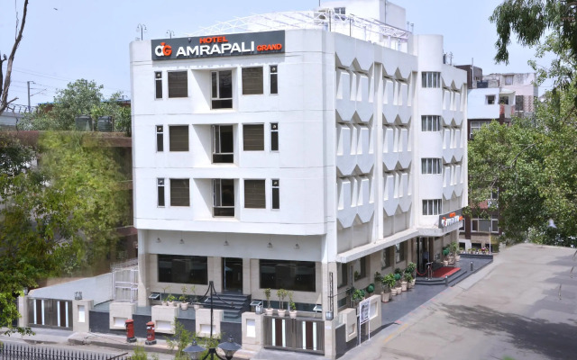 Hotel Amrapali Grand