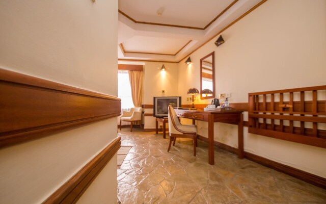 Muthu Silver Springs Hotel