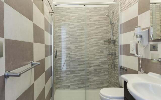 1485 Villa Gi - Bilo Rosso