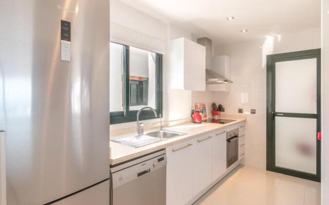 2186-Luxury penthouse with jacuzzi y bbq