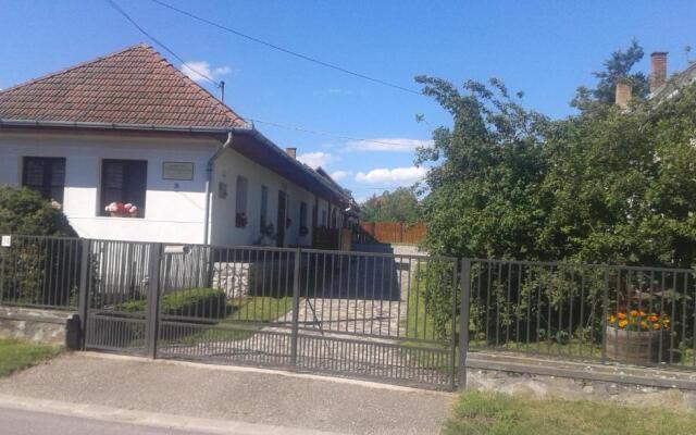 Kemencés Vendégház