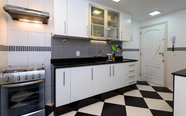 Apartment 5 pax in Ipanema | BT101 Z1